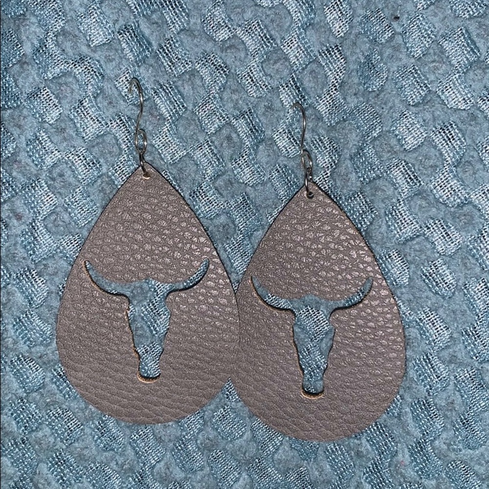 Bull horn tag earrings